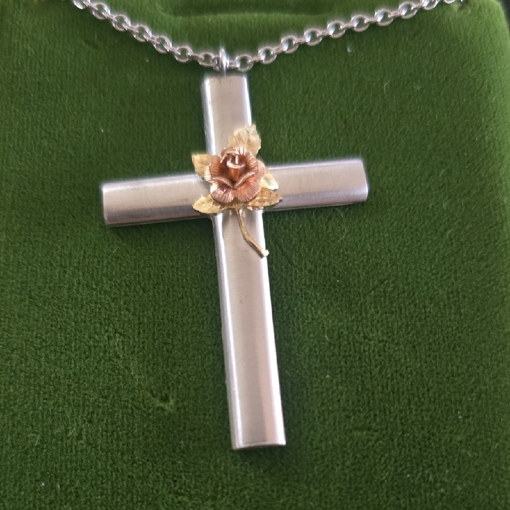 Elegant Silver Tone Cross Pendant with Rose Gold Flower